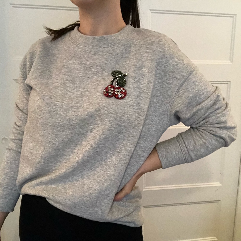 H&M | Grey Sweatshirt w/ Embellishment